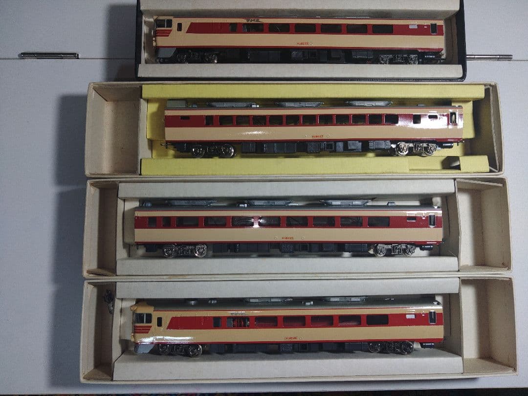 カツミ　キハ８２系　 4両セット