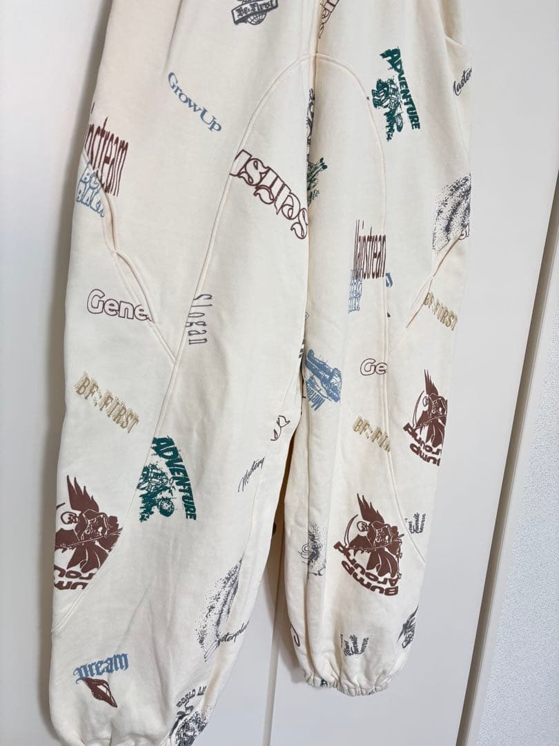 BE:FIRST 公式グッズ　スウェットパンツ