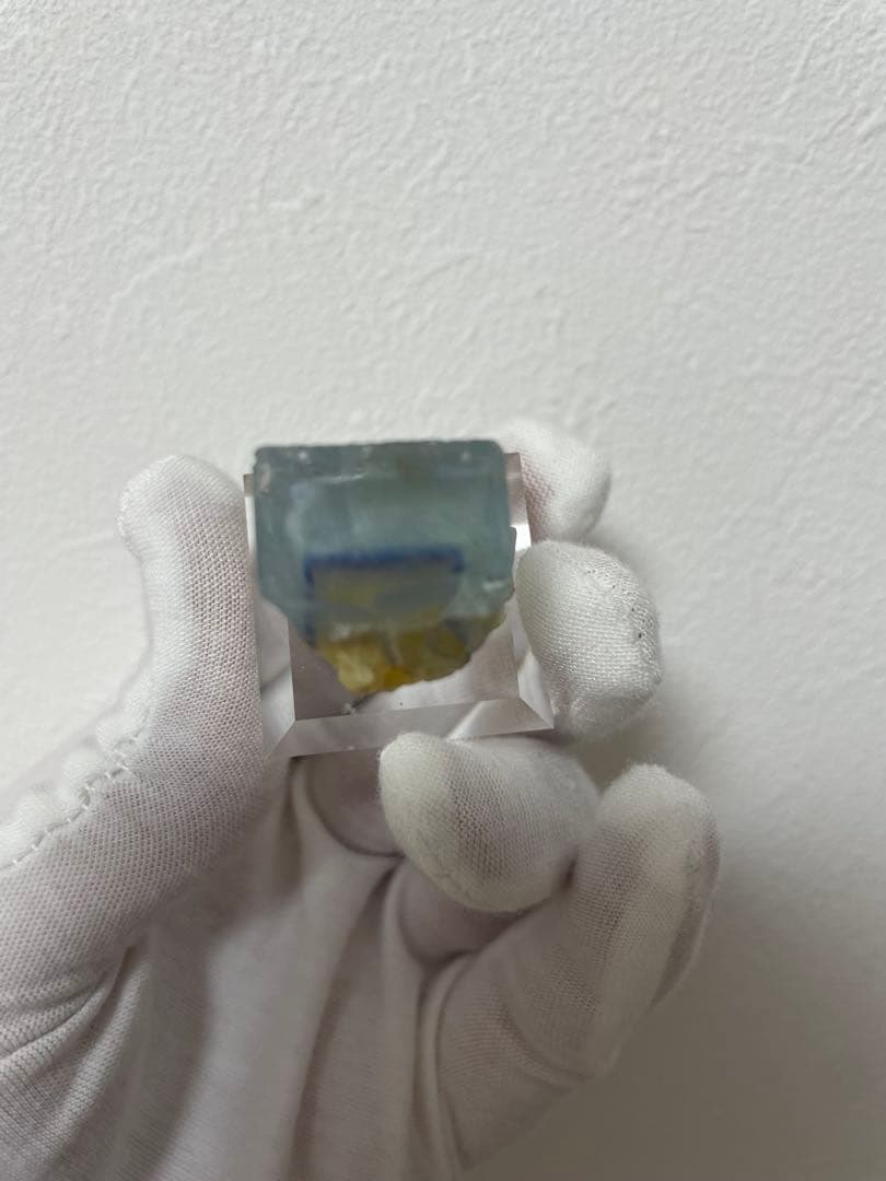 フランス産La Barreフローライト　鉱物標本