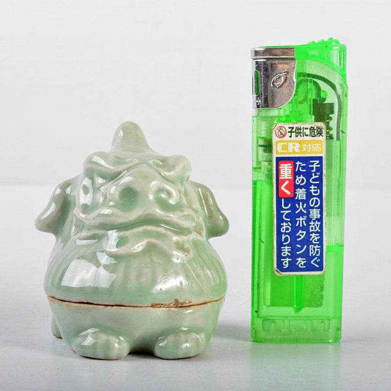 茶道具 青磁 獅子香合 時代箱付 V R4534の通販はau PAY マーケット