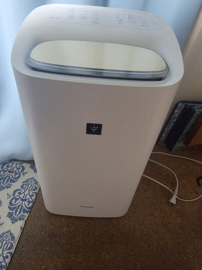 空気清浄機 KI-LD50（2021年製） 2021年製 KI-LD50-W プラズマクラスター25000 除加湿空気清浄機 - メルカリ