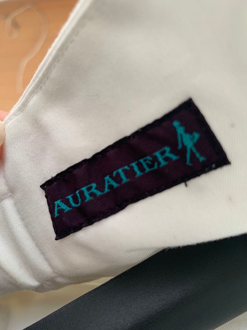 《お値下げ》早いもん勝ちオーラティエ ホワイトデニムパンツ ペプラムベルト付き