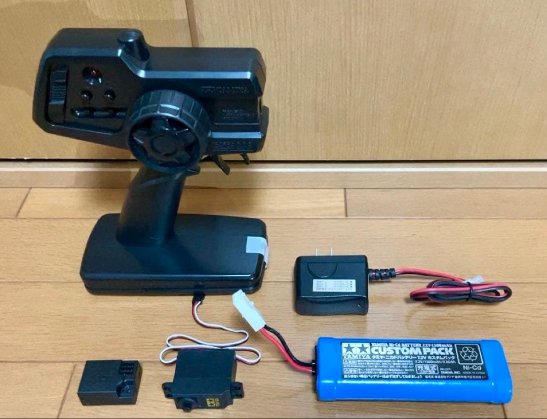 【TAMIYA】ファインスペック2.4G プロポ セット　サーボ　バッテリー付き ファインスペック 2.4G プロポセット (TEU-107BK付) (ラジコン