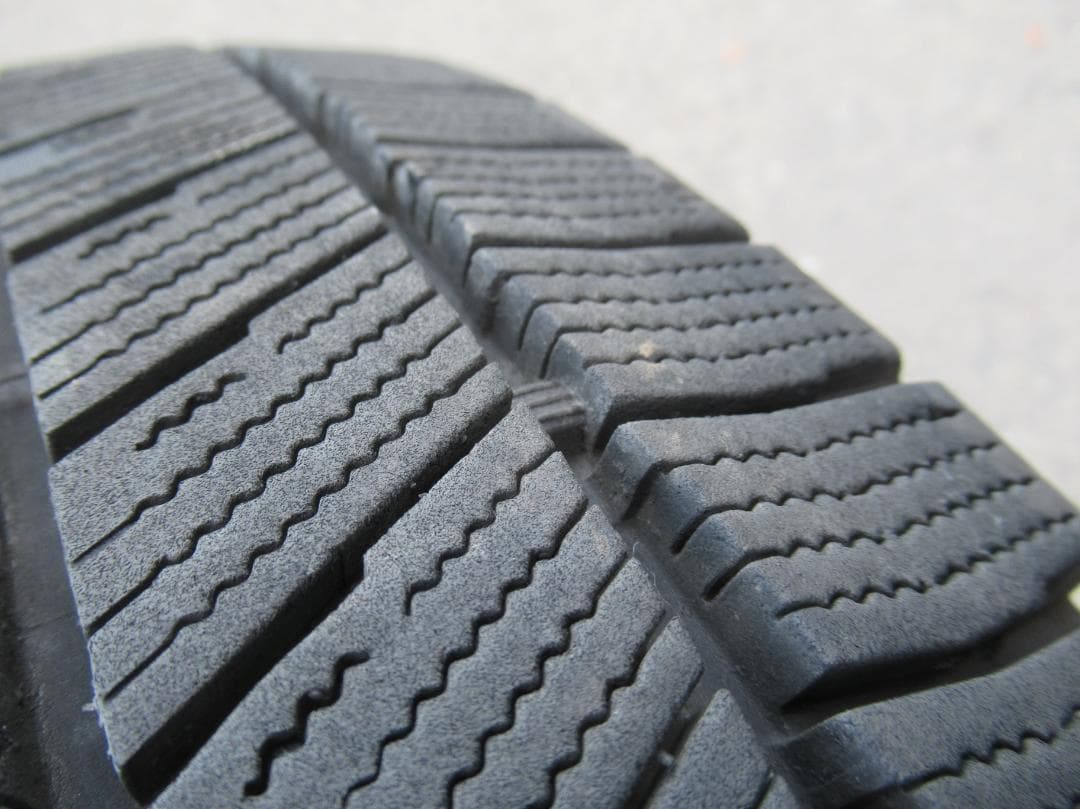 スタッドレス☆205/55R16 BS VRX3 2021年 バリ山 手渡OK☆ - タイヤ