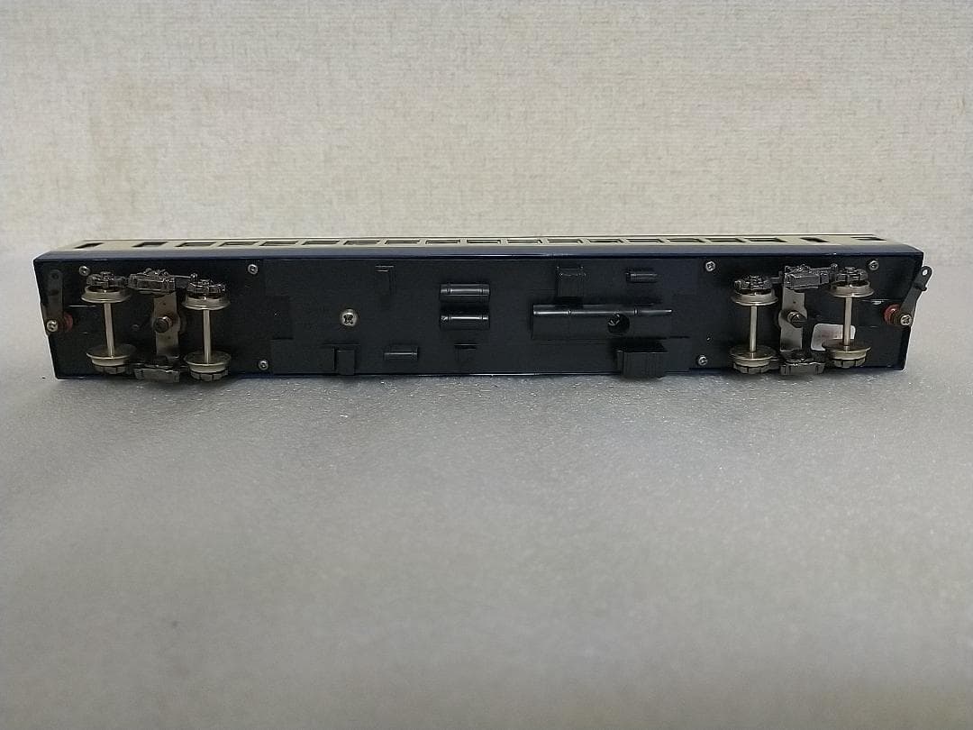 近郊型 サロ111 KTM 横須賀線色