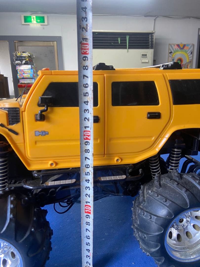 大型 ラジコンカー HUMMER風 イエロー ビッグタイヤ リモコン付き