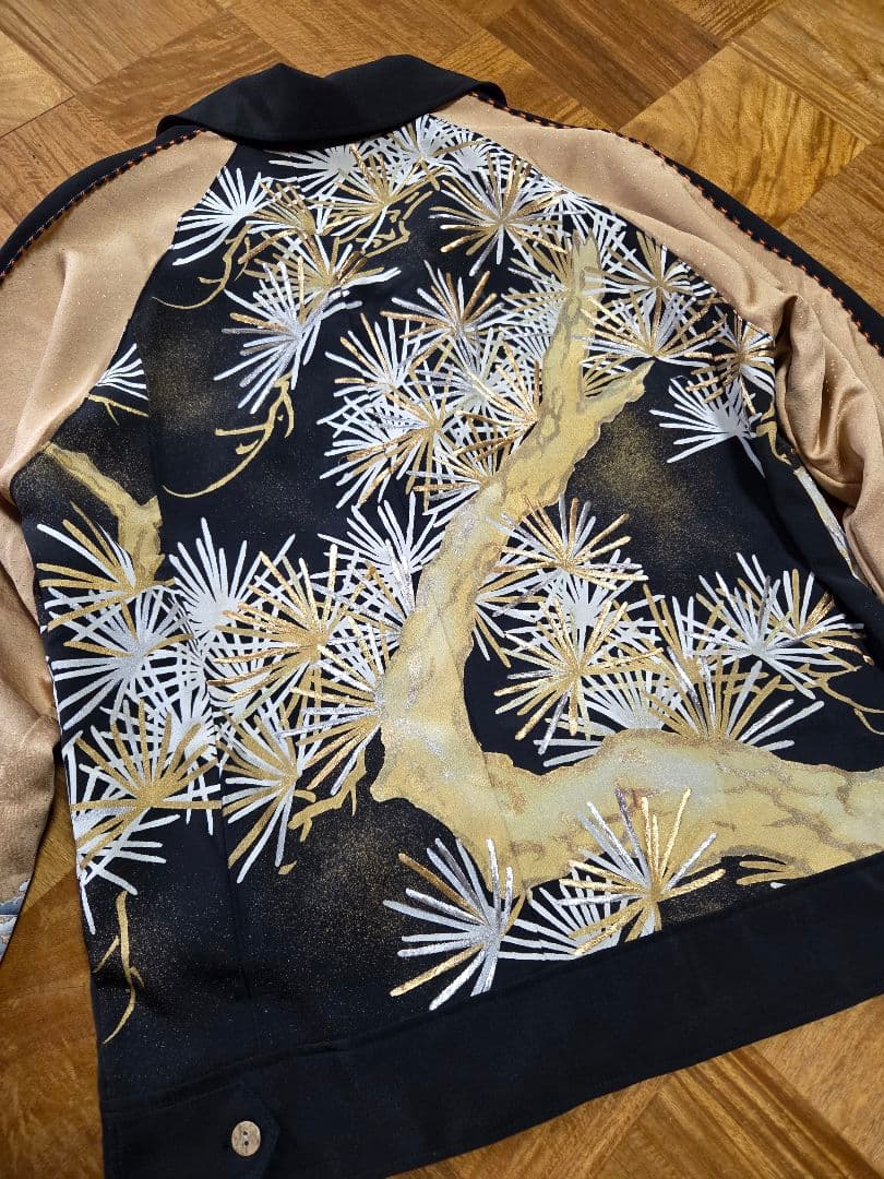 め0236着物リメイク正絹古布黒留袖江戸褄スカジャンjacketハンドメイド