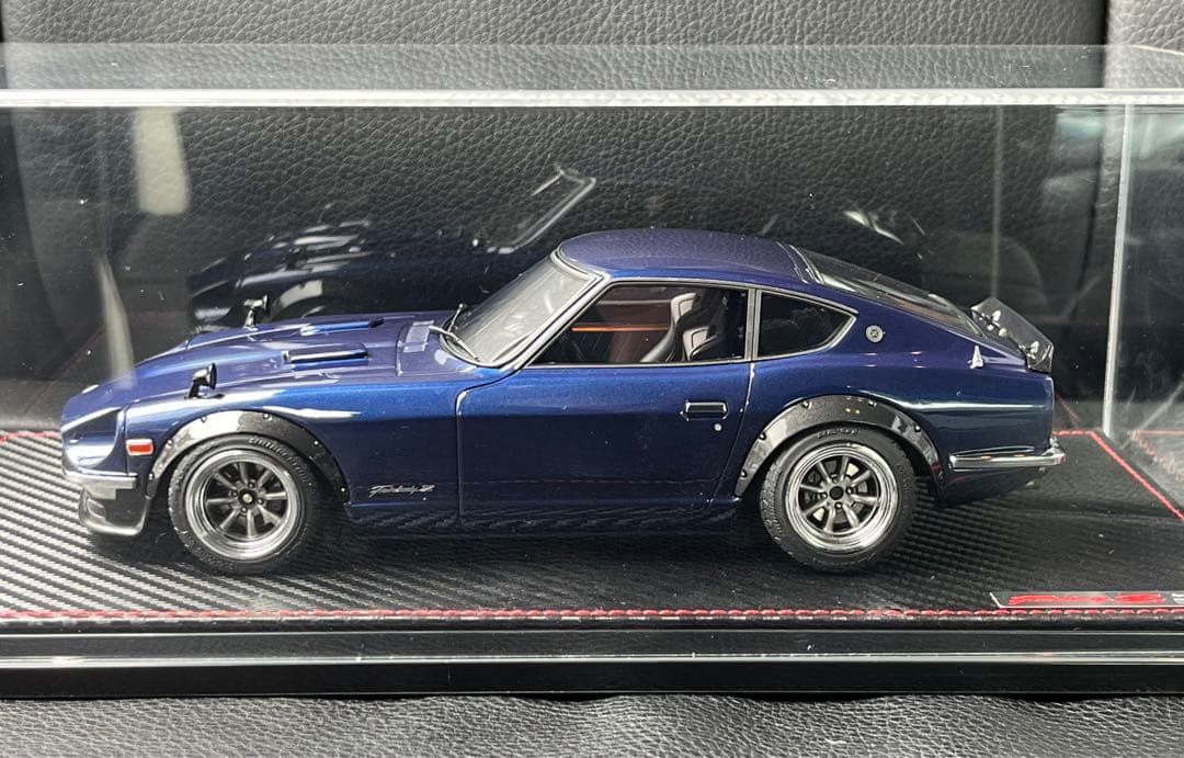 イグニッションモデル IG0767 1/18 フェアレディZ S30 ブルー