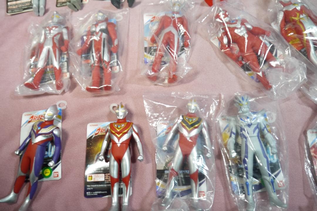 ウルトラヒーローシリーズ500　怪獣シリーズ500　タグ付きソフビ　40体セット