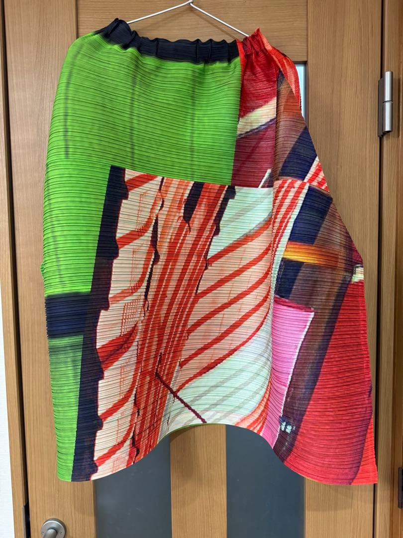 プリーツプリーズイッセイミヤケ 1月新作スカート - メルカリ