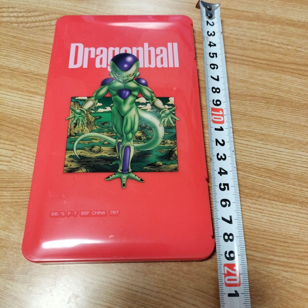 ドラゴンボール フリーザ 赤　マルチケース あくまでも中古品になります。
