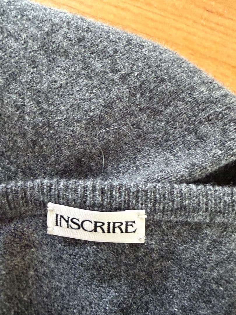 INSCRIRE カシミヤ ワンショルダーニット チャコール F） - メルカリ