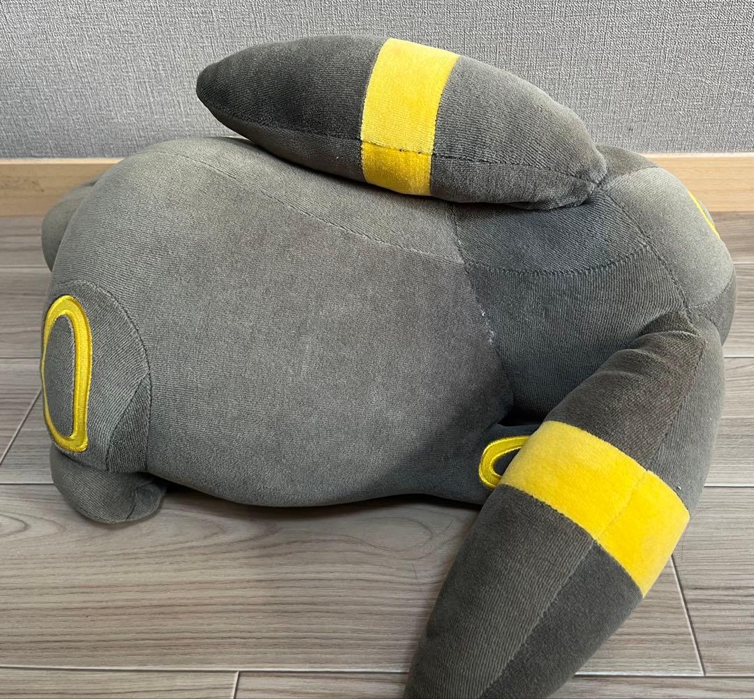 すやすやブラッキー　ぬいぐるみ