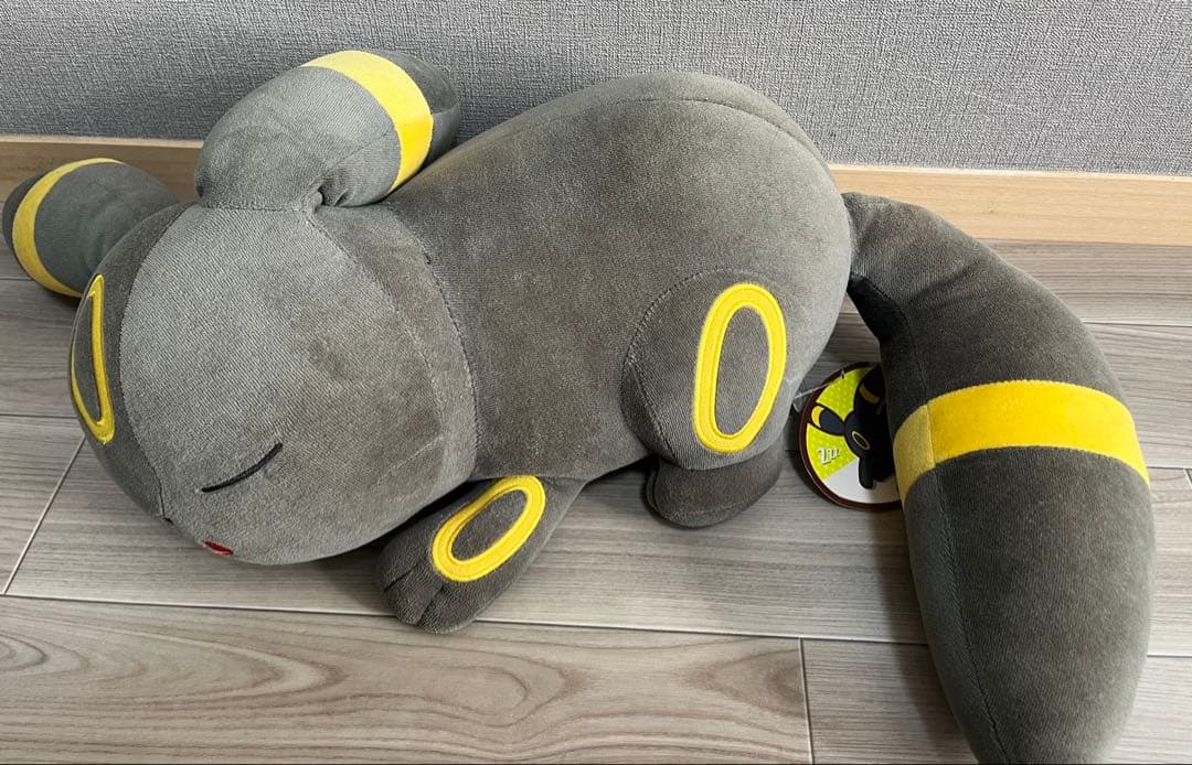 すやすやブラッキー　ぬいぐるみ