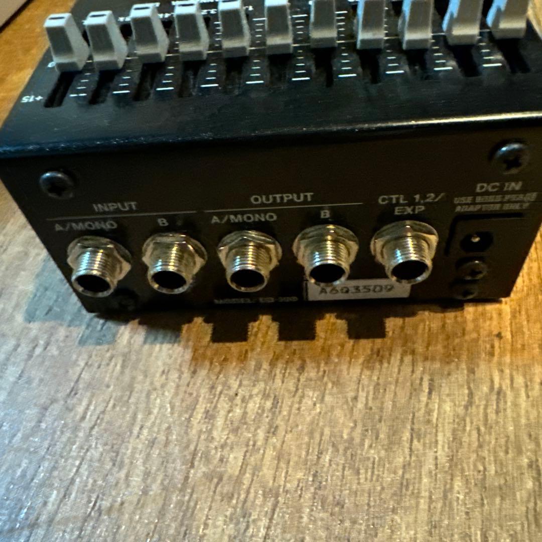 BOSS グラフィックイコライザー EQ-200