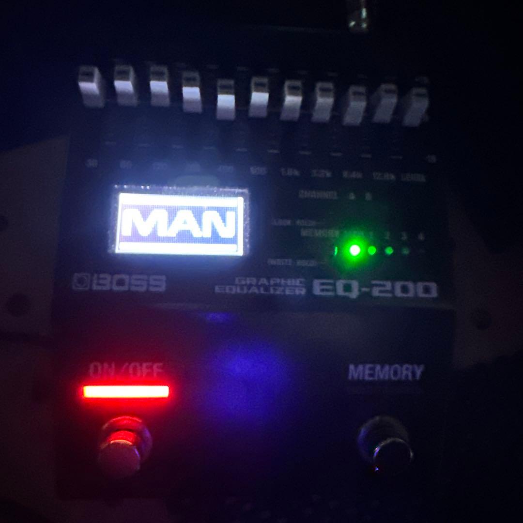 BOSS グラフィックイコライザー EQ-200