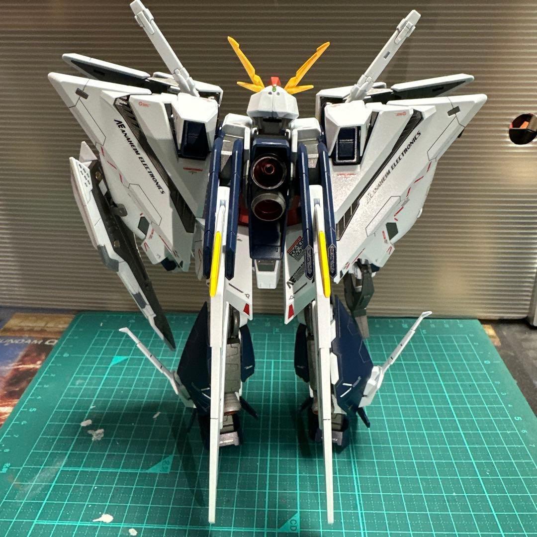 HG 1/144 クスィーガンダム(全塗装完成品)