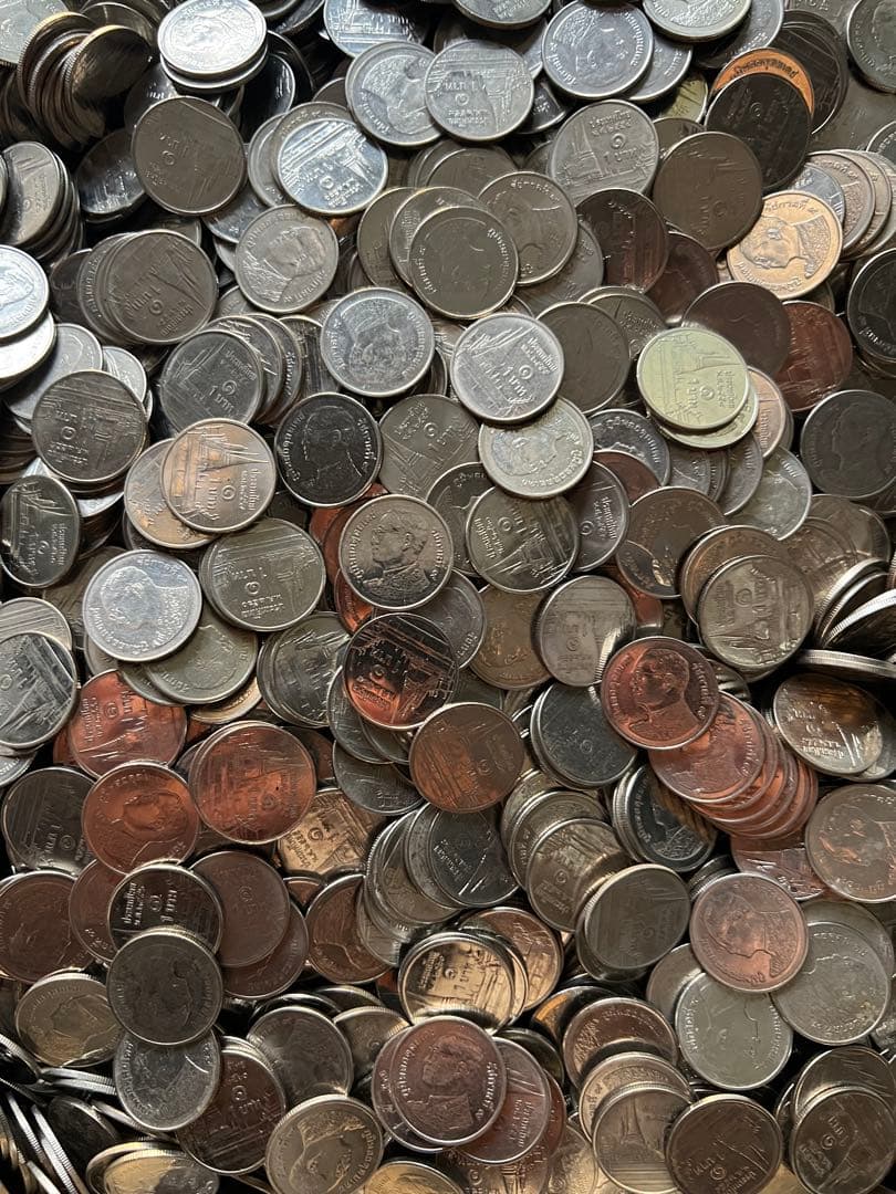 4300【タイ王国】1バーツ 硬貨 古銭 コイン 約5キロ(Kg) - メルカリ