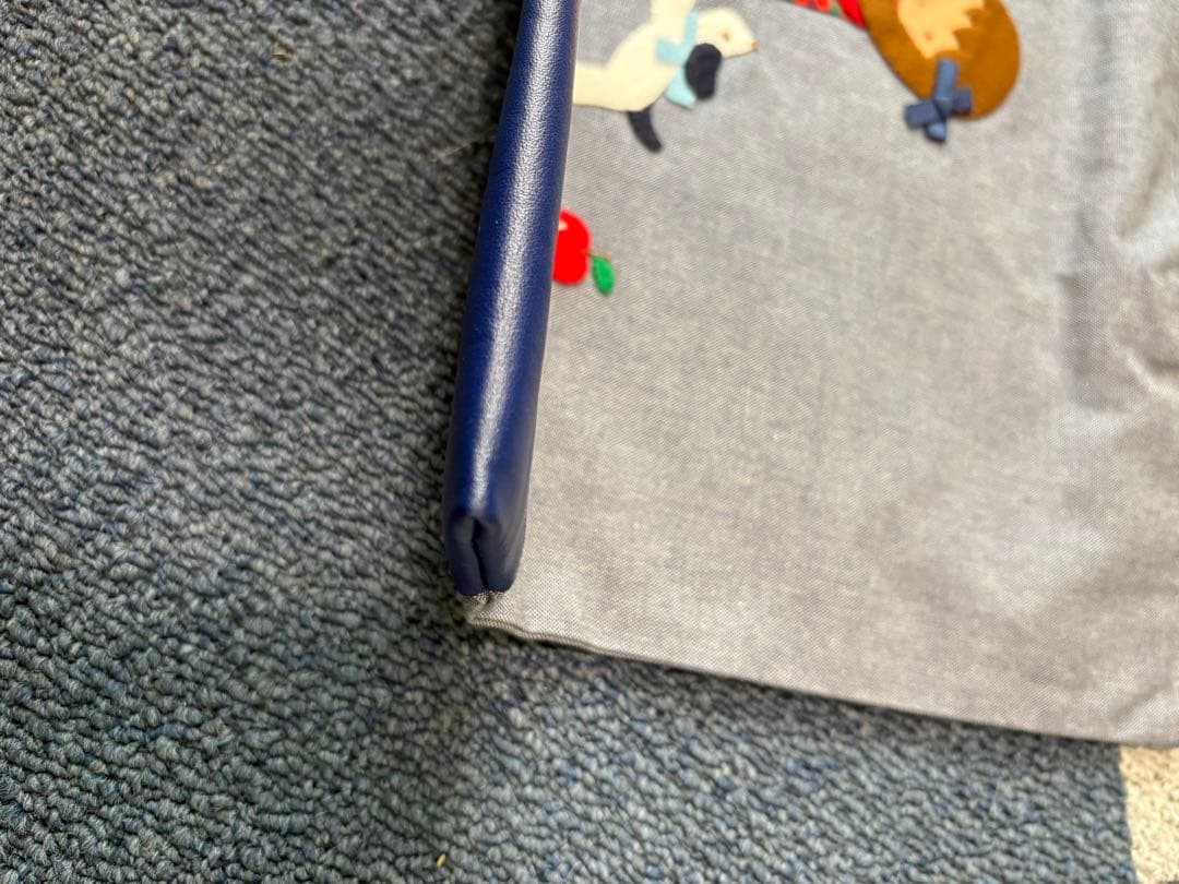 新品 ファミリア デニムバッグ ブルー ネイビー 手刺繍 りんご 犬