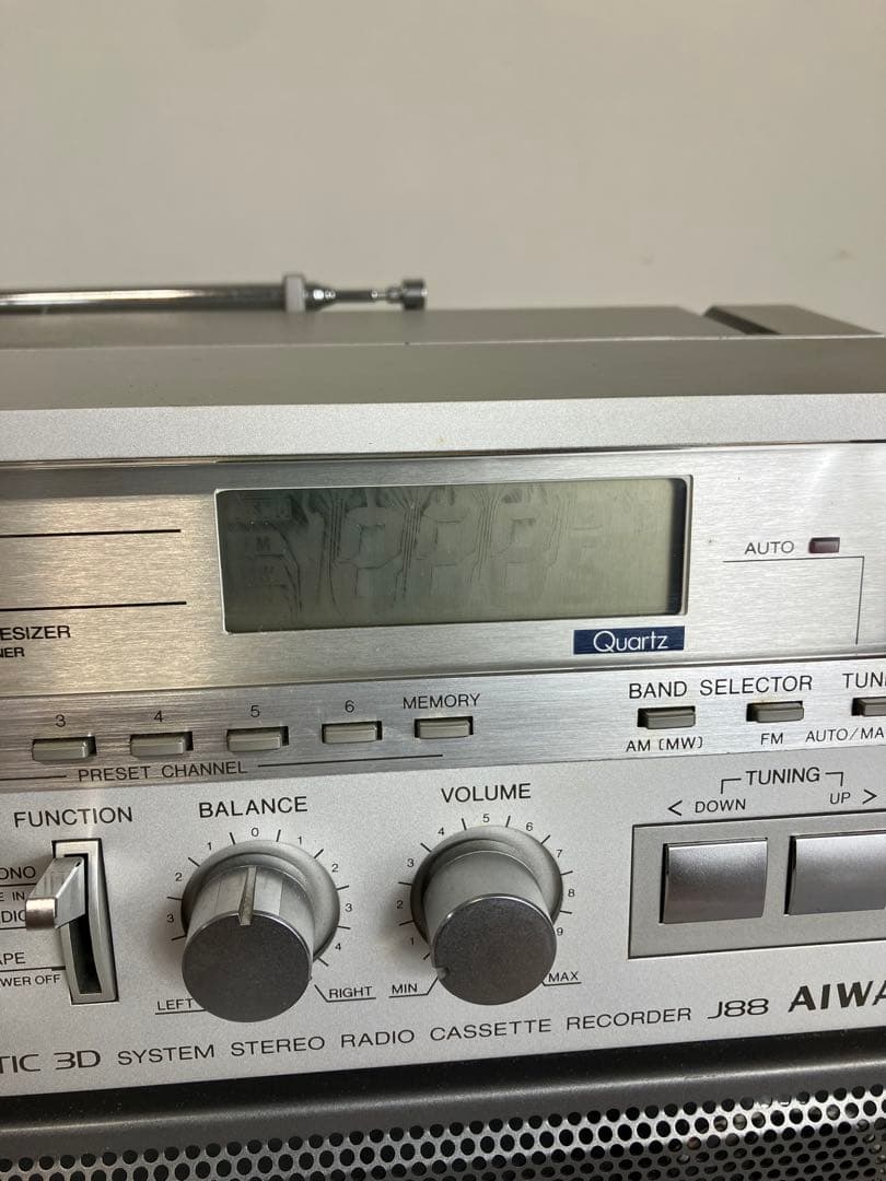昭和レトロ ラジオ AIWA J88 - メルカリ