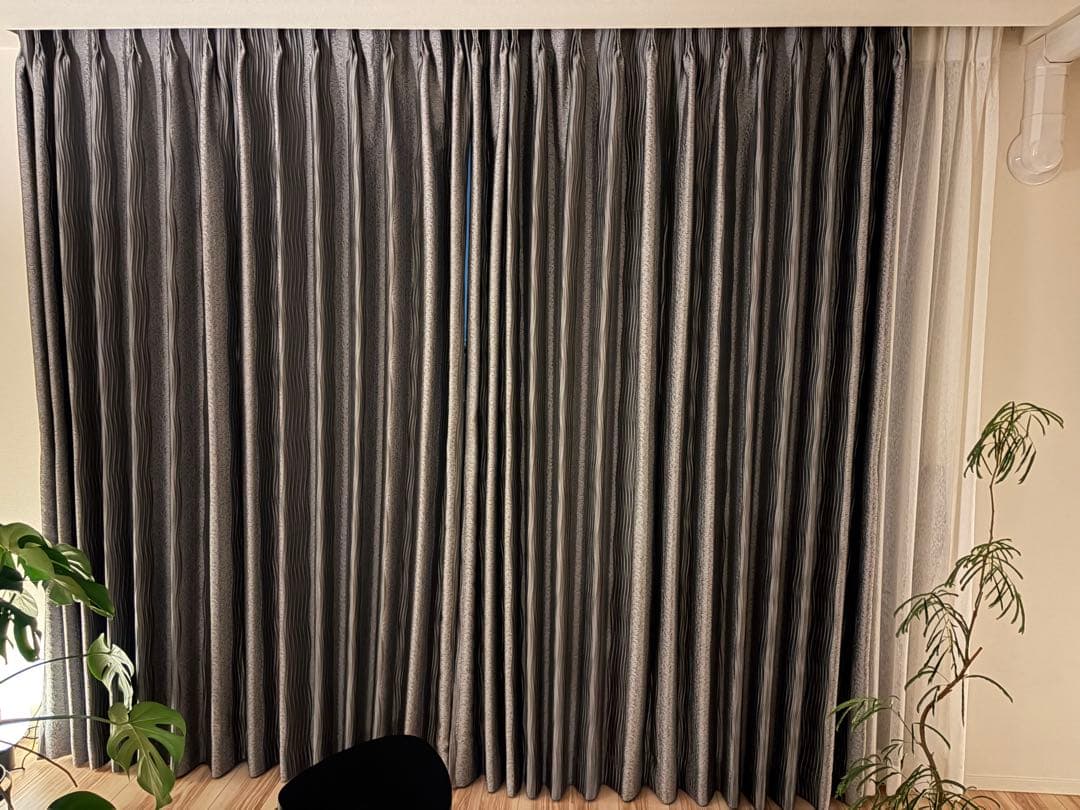 ニトリ オーダーカーテン モニク2 裏地付き グレー 2倍ヒダ 遮光 遮光1級オーダーカーテン モニク2裏地付き グレー 2倍ヒダ(幅101-200