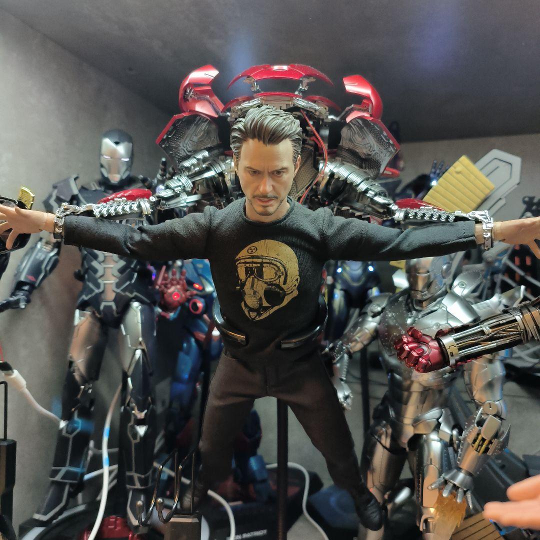 ホットトイズ 1/6 アイアンマン マーク7 スーツアップ版 MMS718