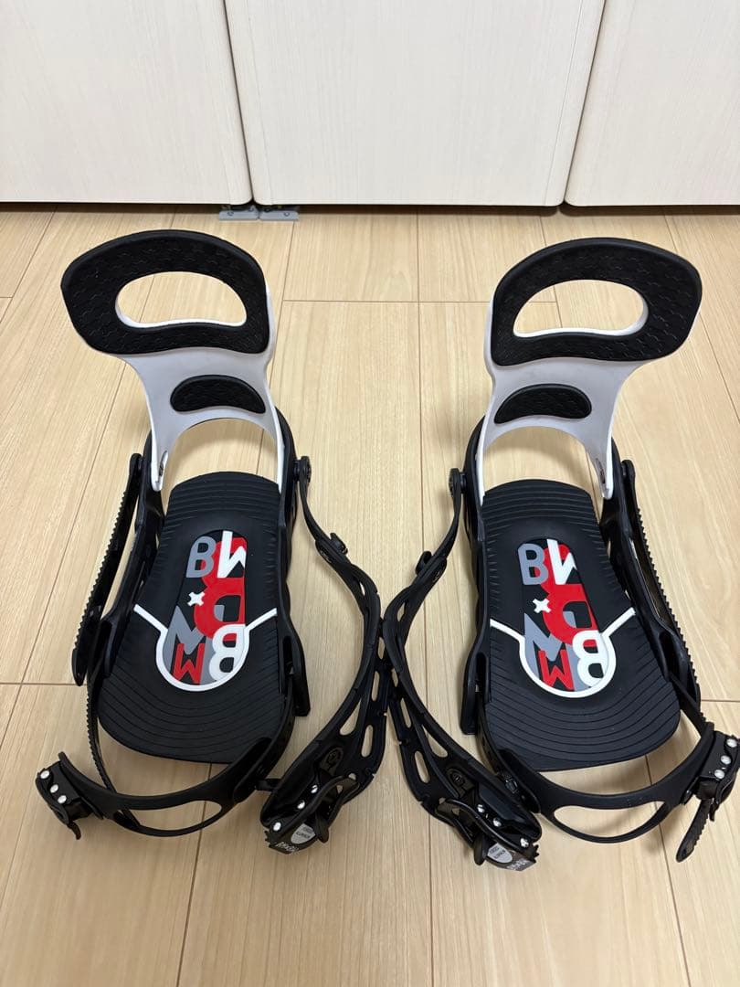 【美品】24 BENTL BOLT -WHITE-M