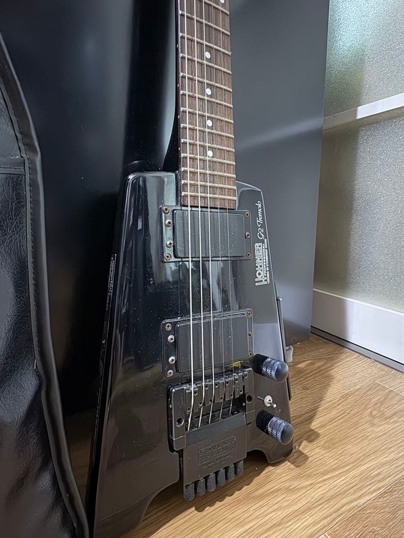 HOHNER G2 Tremolo ヘッドレスギター