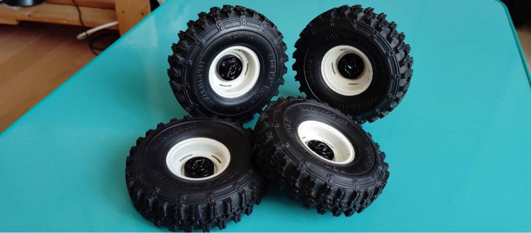RC4WD 1.55タイヤ、ホイールセット
