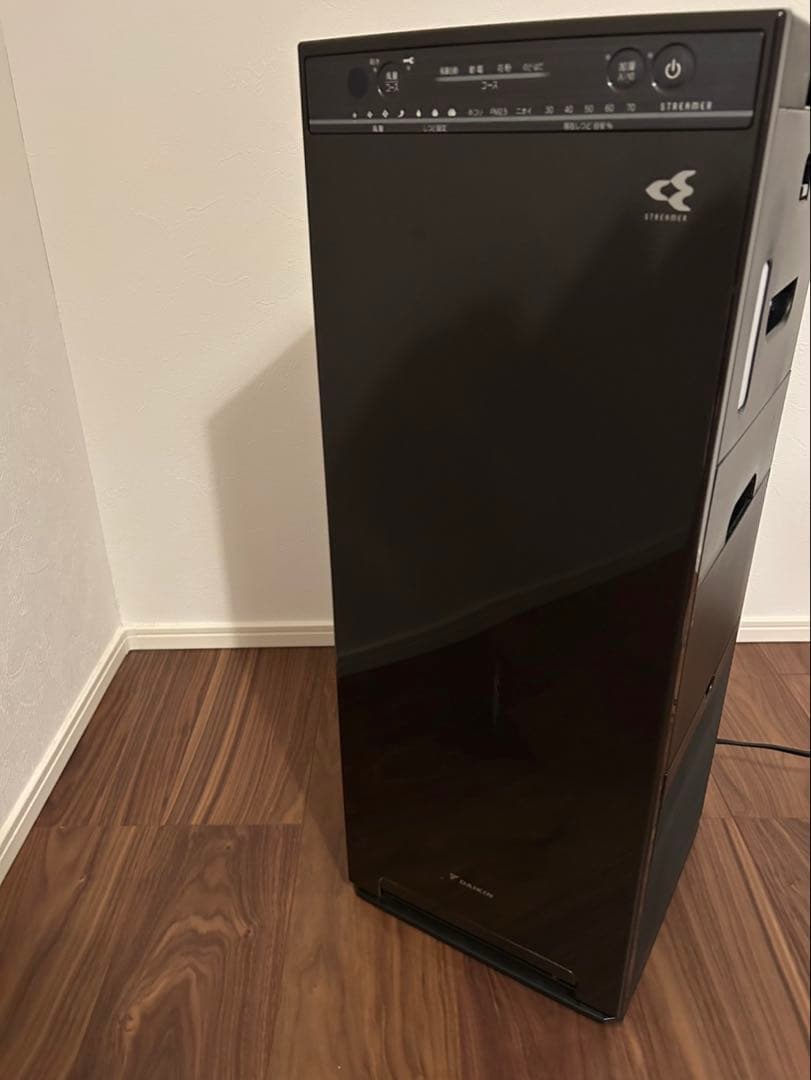 ダイキン　タワー型空気清浄機 直接引き取り限定 DAIKIN ストリーマ加湿空気清浄機 31畳 ツインストリーマ