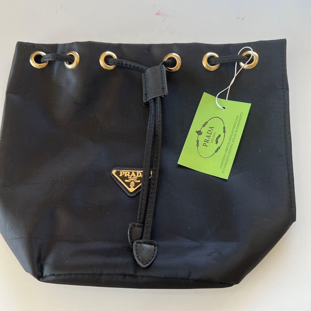 PRADAプラダ ノベルティ ポーチ ショルダーバッグ 巾着 - メルカリ