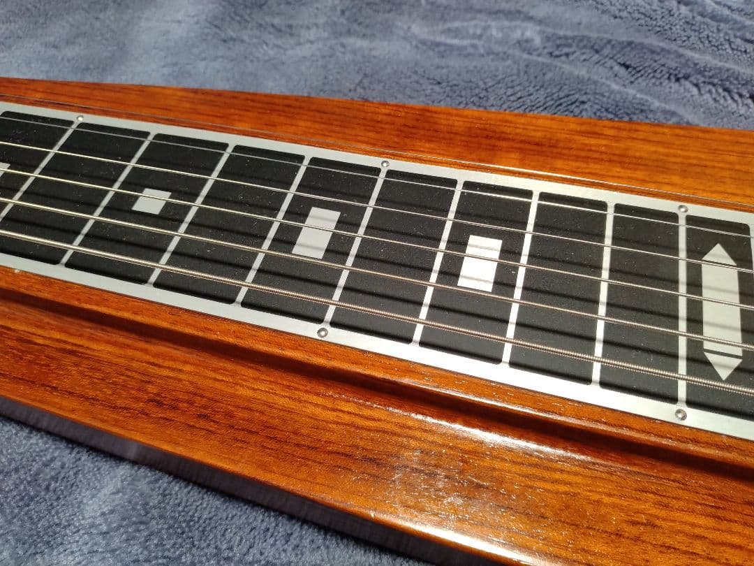 ラップスチールギター フェンダースタジオデラックスタイプ