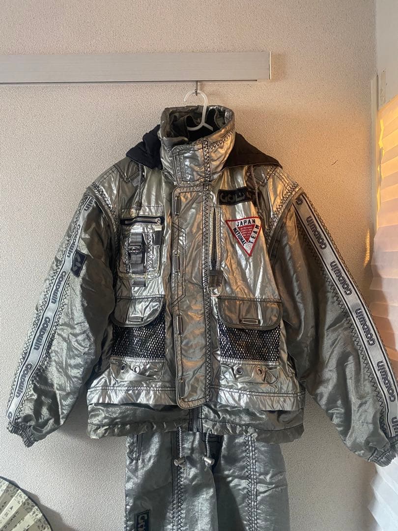 シルバー 日本代表スキーウェア スキー・スノーボード日本代表チーム「SNOW JAPAN」のオフィシャル