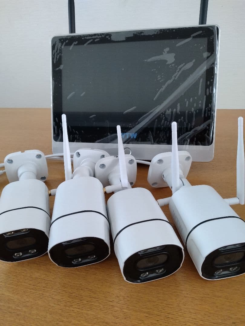 防犯カメラ/塚本無線/カメラ4台モニターセット WTW 塚本無線 防犯カメラ 屋外 poe 工事不要 家庭用 4台 セット 1TB