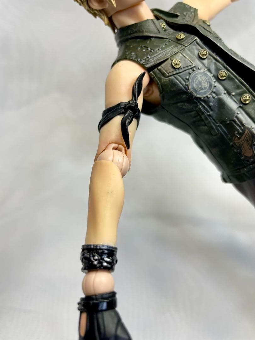 フィギュア】ファイナルファンタジー15 FF15 プロンプト プレイアーツ