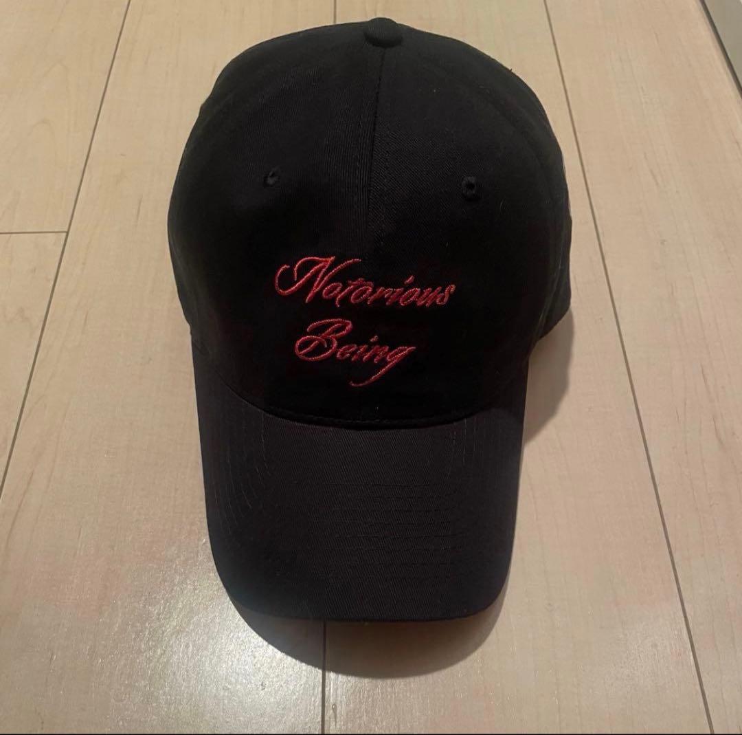 Lady Gaga NOTORIOUS BEING HAT - メルカリ