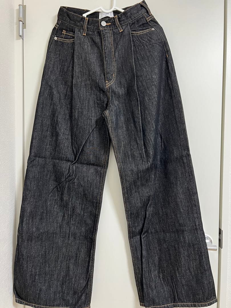 Suzu Hirose×CLANE TUCK WIDE DENIM PANTS