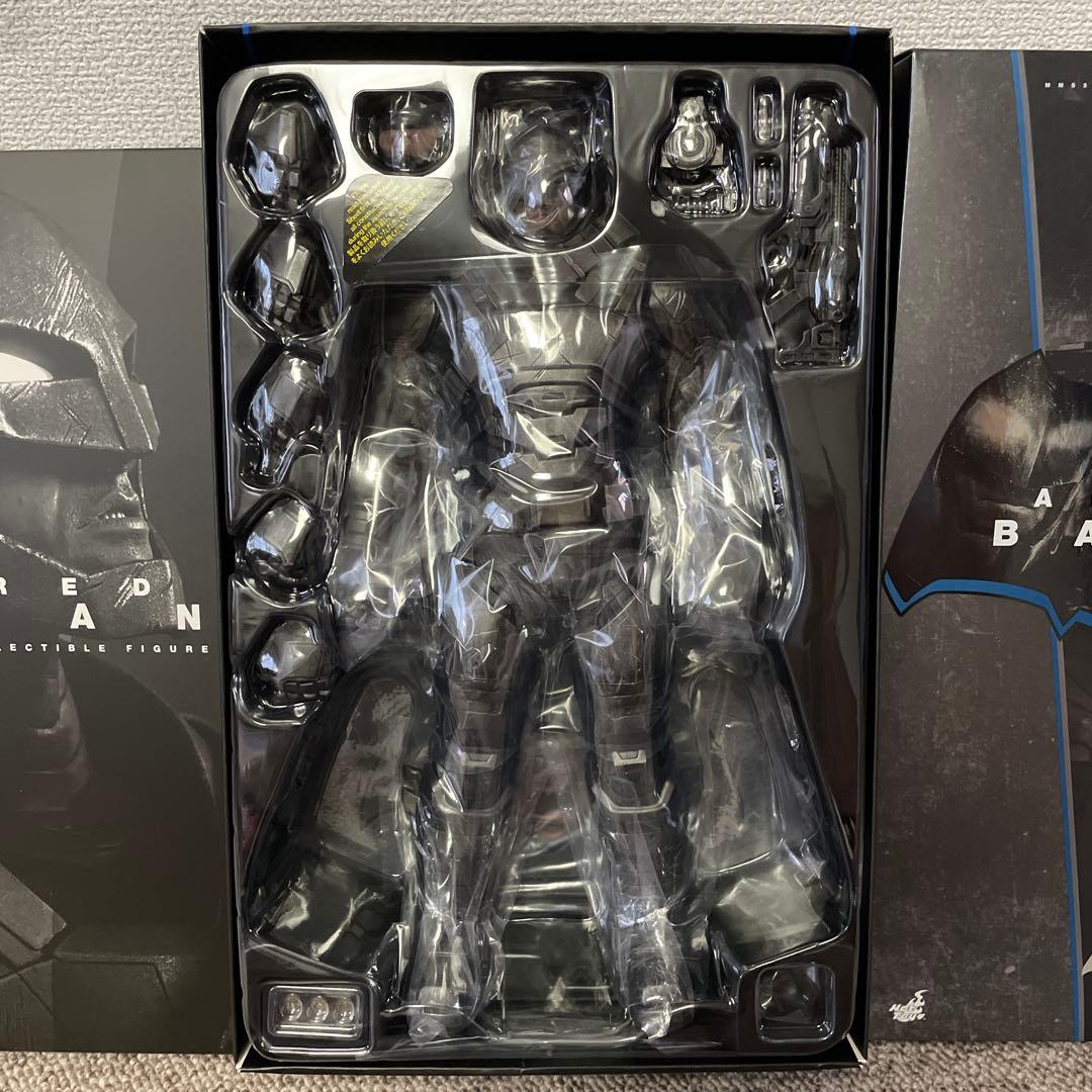 【極美品】 アーマード・バットマン　ジャスティスの誕生　ホットトイズ