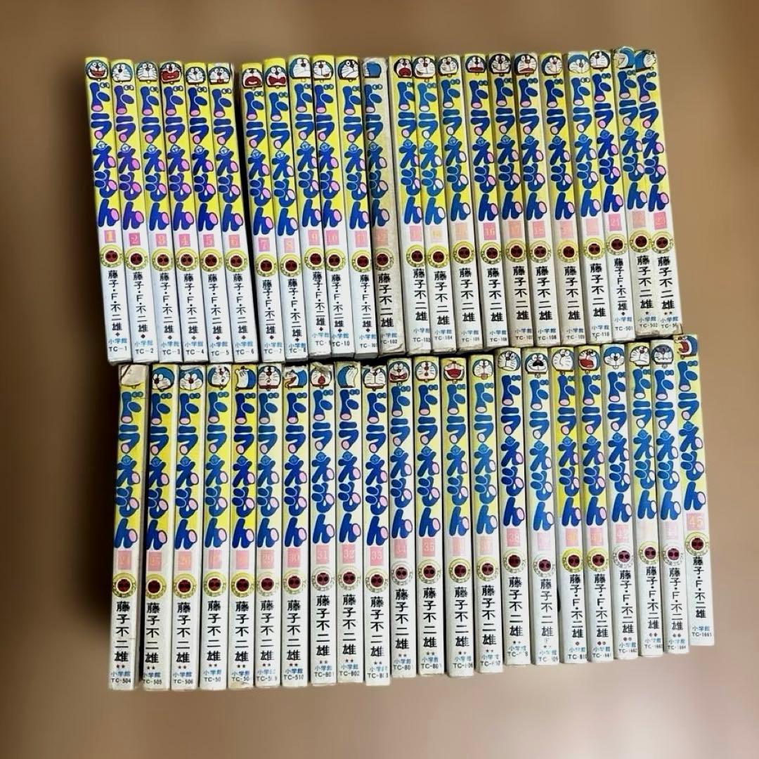 ドラえもん コミック 全巻 全45巻セット 初版多数　　藤子・F・ 不二雄 てんとう虫コミックス『ドラえもん』全45巻 専用ボックス入り全巻