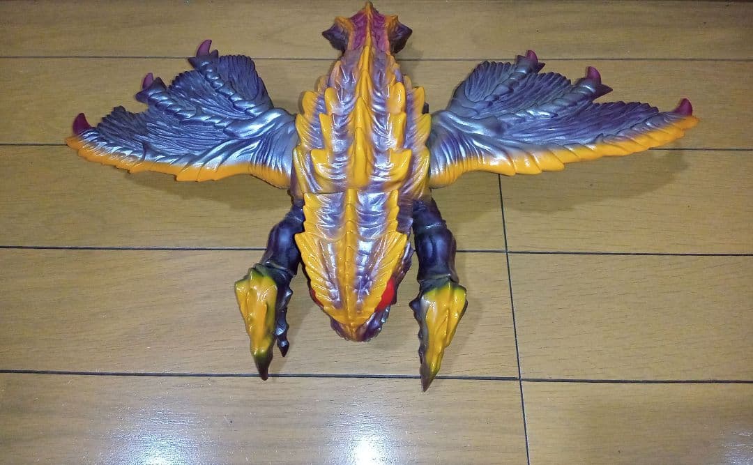 メガギラス　M1号 ソフビ