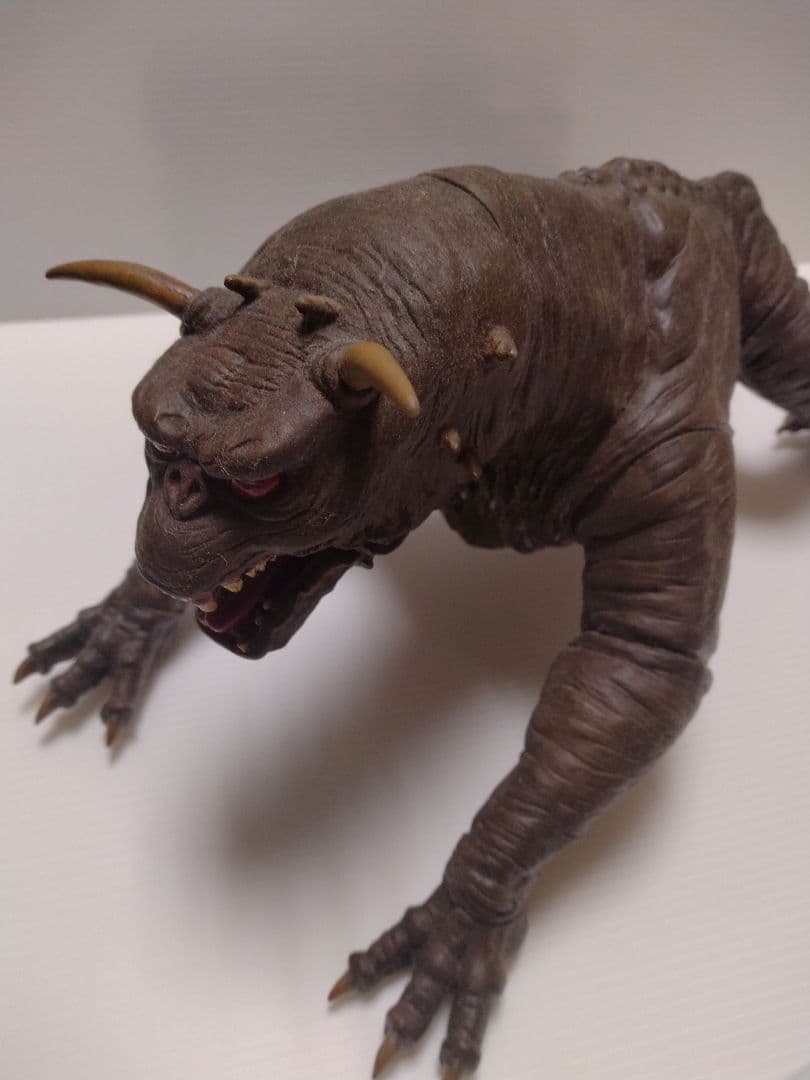 ゴーストバスターズ　テラードッグ　未組立品・塗装組立済みの2体セット