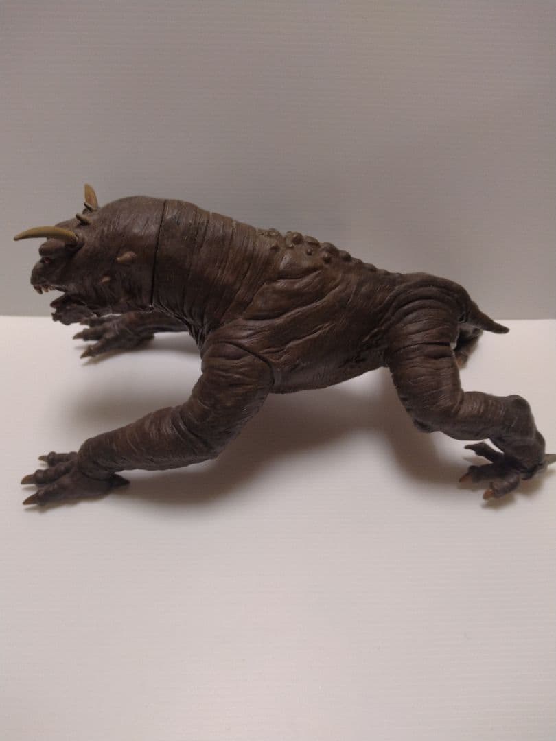 ゴーストバスターズ　テラードッグ　未組立品・塗装組立済みの2体セット