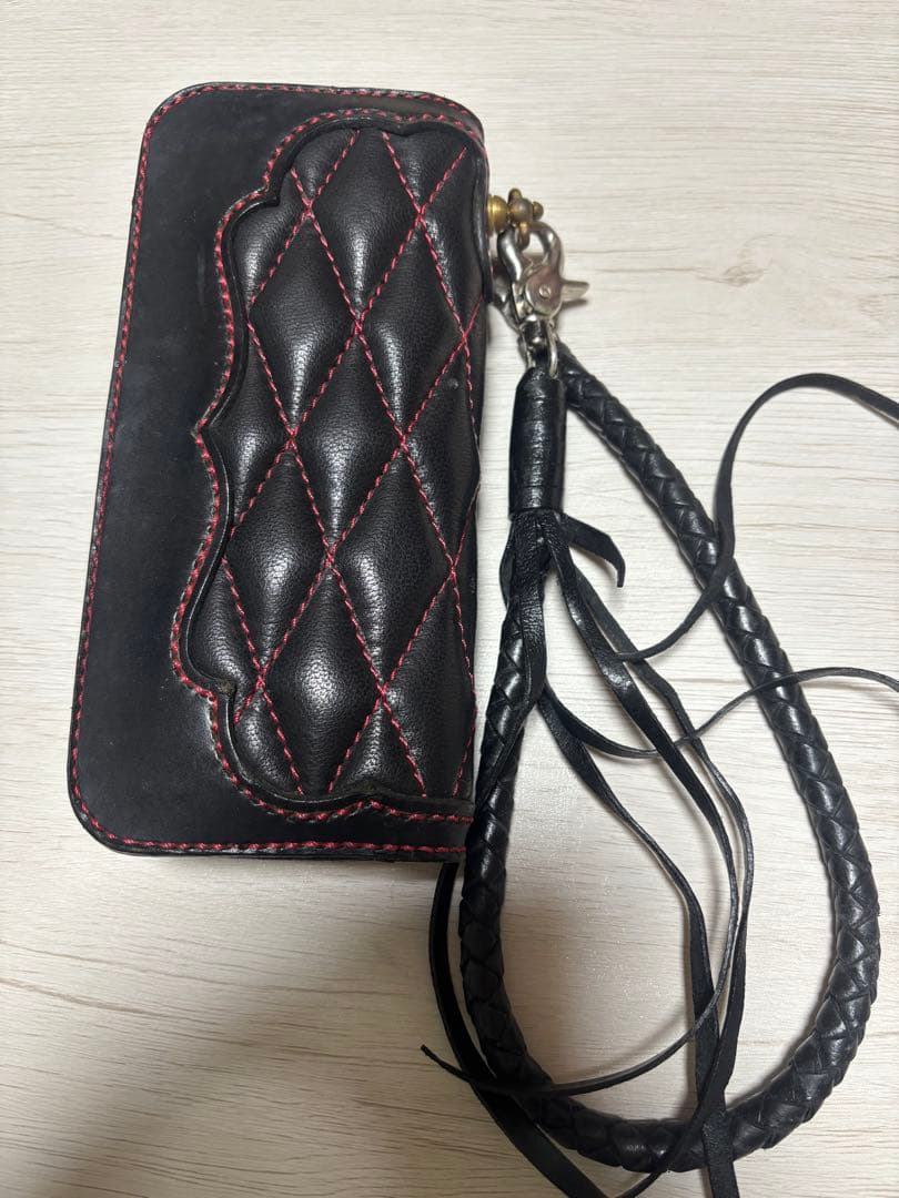 と*く様 キルティング　トラッカーウォレット　レッドステッチ　ウォレットチェーン REDMOON（レッドムーン） 長財布 ロングウォレット ウォレットロープ