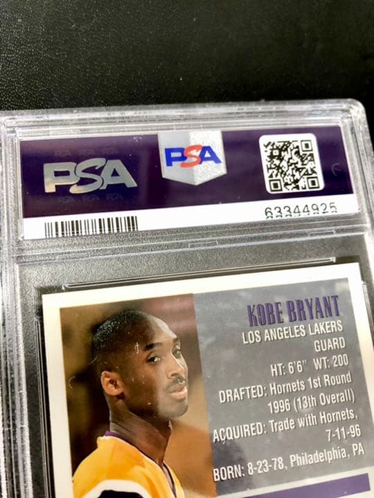 コービーブライアント　レア　ルーキーカード PSA鑑定９