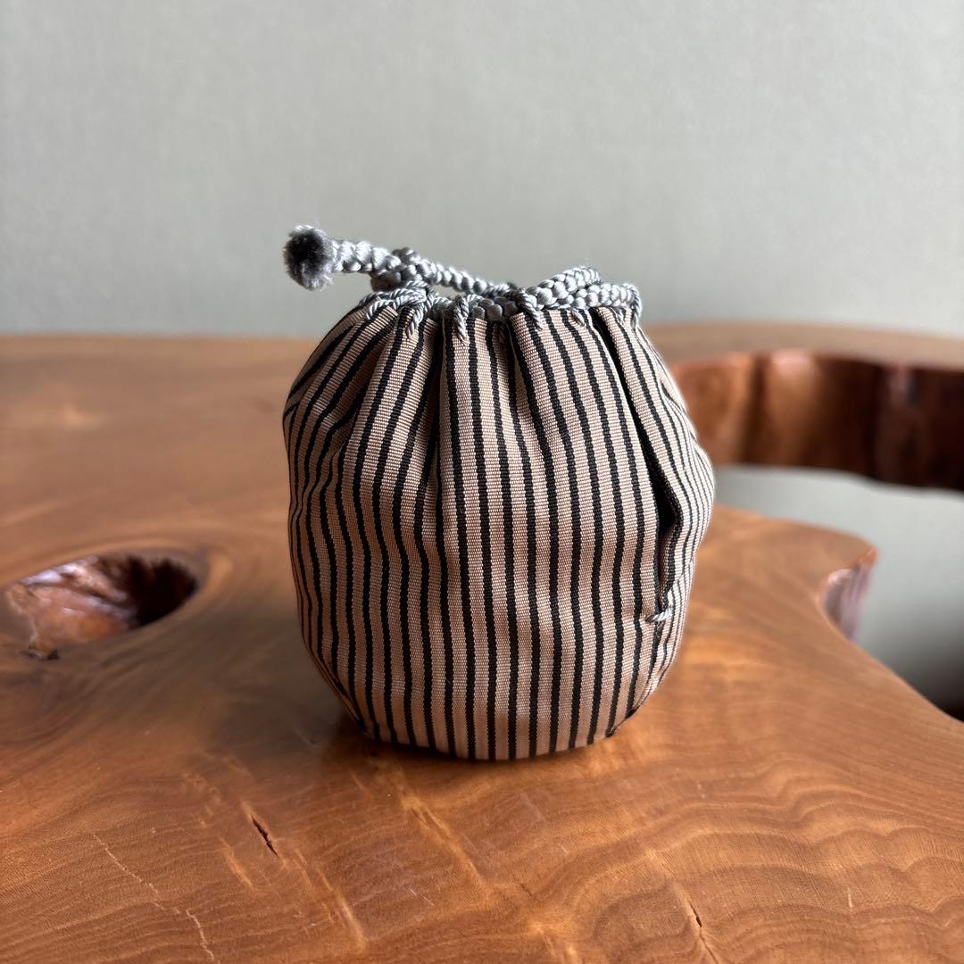 備前焼 瓢型茶入 乗松俊行 茶道具 共箱 西陣織の仕覆付き（国司間道