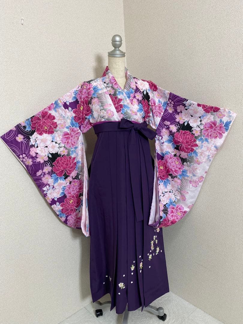 6143. 【極美品】 伴商店 百花繚乱 牡丹 花刺繍 袴 4点セット クリーム牡丹×赤×紺ボカシ刺繍・小花 | 卒業式袴レンタルのアンジュ