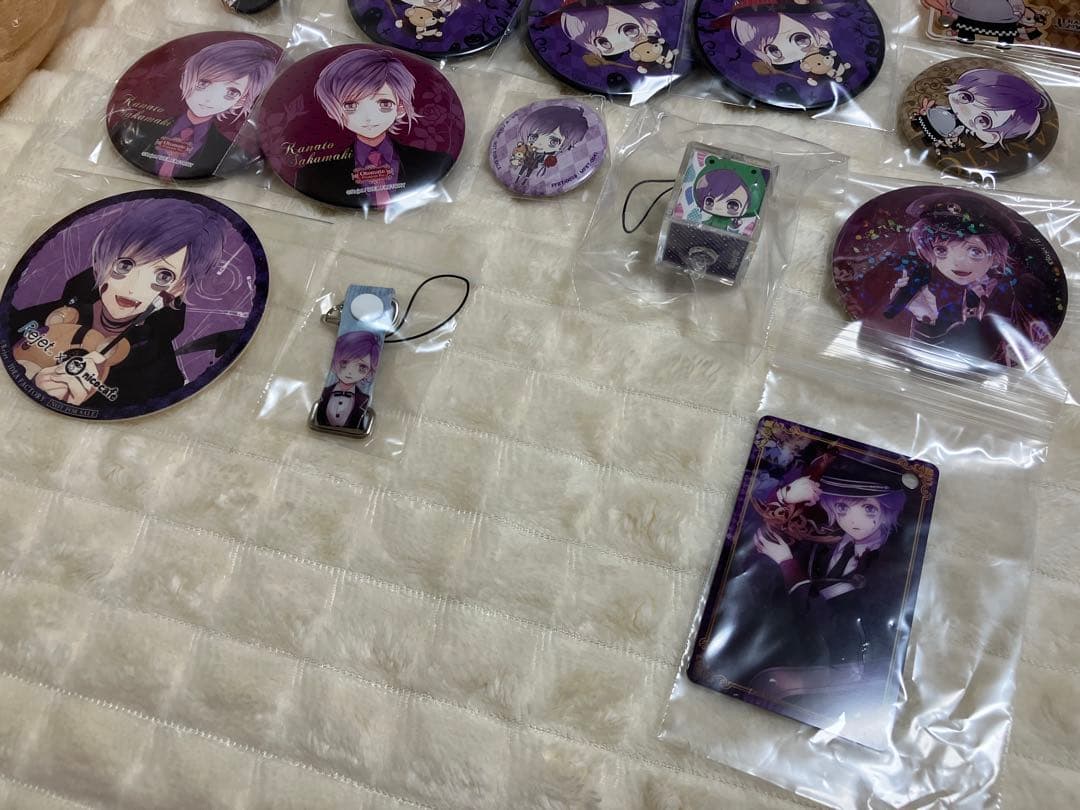 まとめ売り　ディアラバ 逆巻カナト　テディ　缶バッジ　アクスタ　など