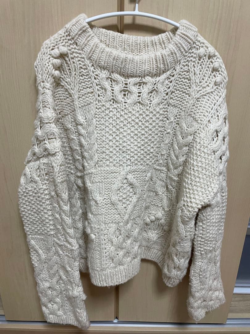 TODAYFUL アイボリー ケーブルニットセーター TODAYFUL（トゥデイフル）の「ケーブルウールニット（ニット/セーター