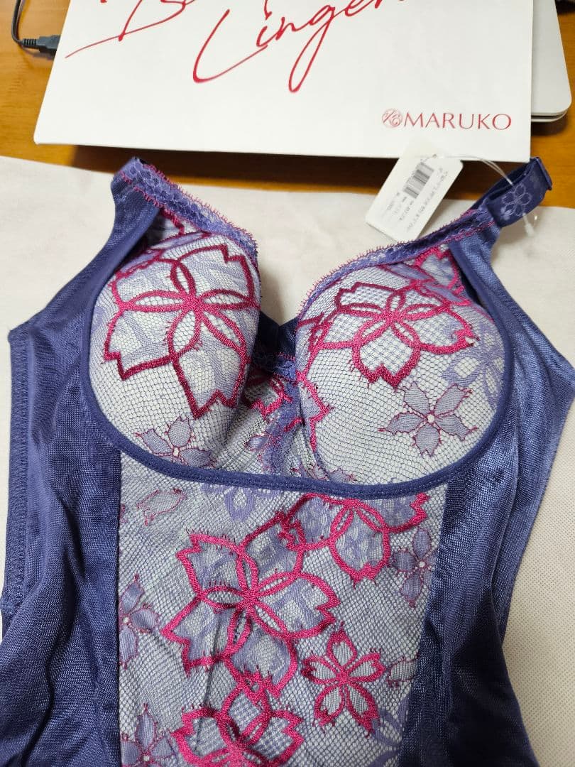 MARUKO アヴァンセサクラボディシェーパー オウブブルー F75 新品タグ付