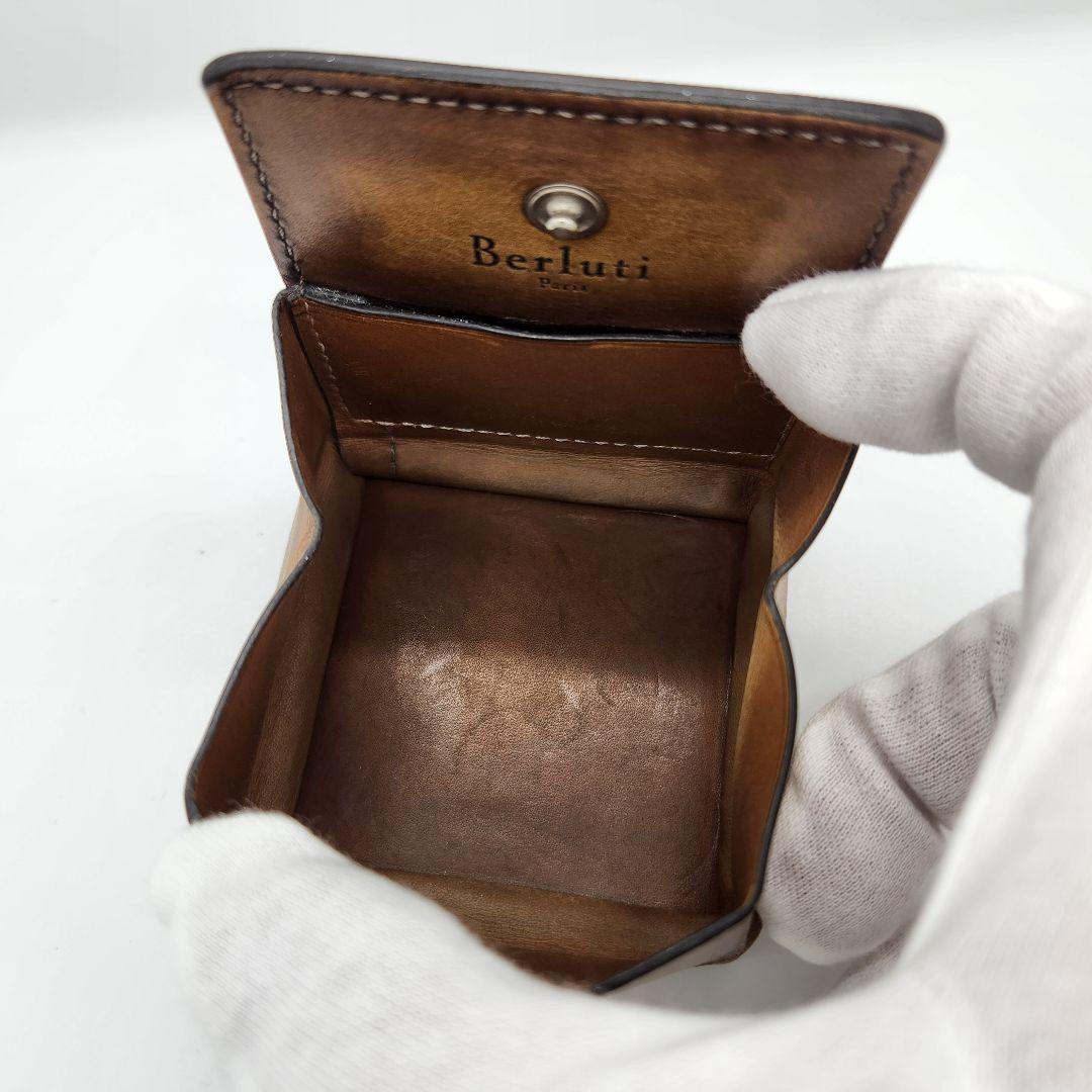 ベルルッティBerlutiゴールデンパティーヌコインケース - メルカリ